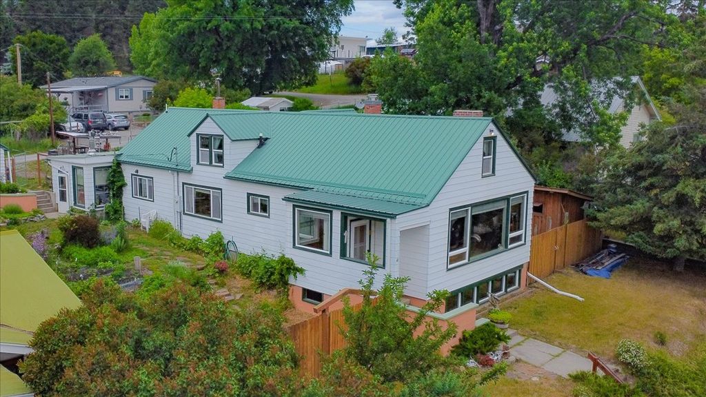Photo of 407 1st Avenue W, Eureka, MT 59917 (MLS # 30069258)
