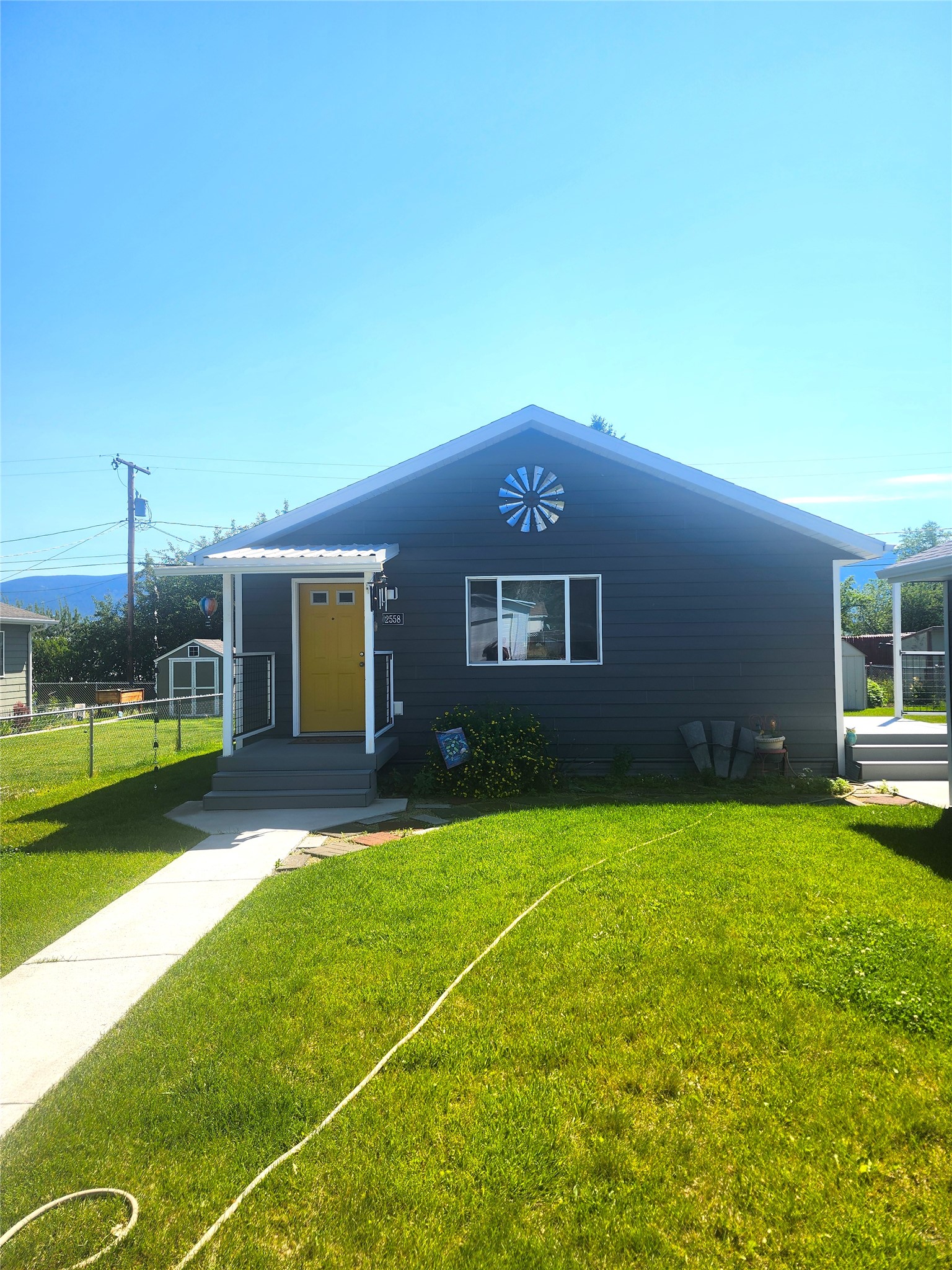 2558 Placer Street