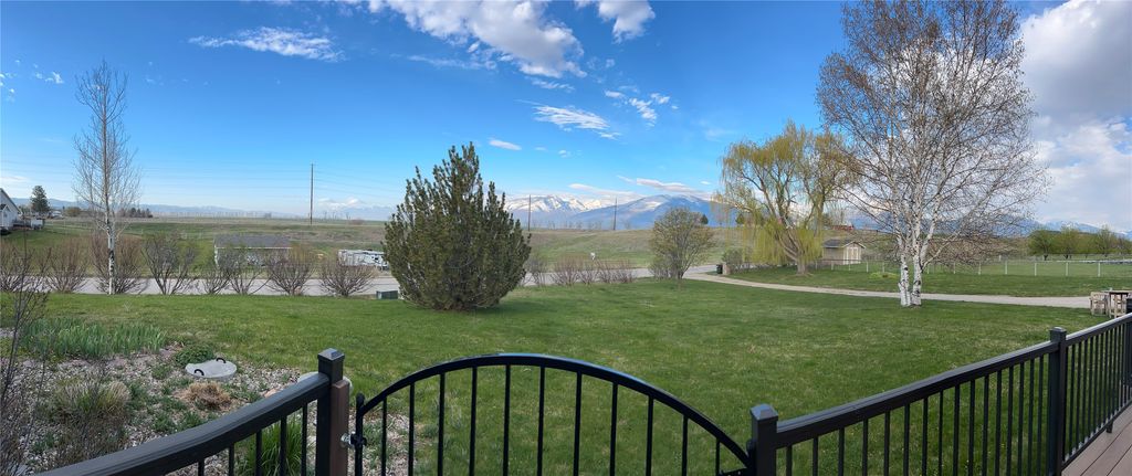 Photo of 486 Ryans Way, Corvallis, MT 59828 (MLS # 30057248)