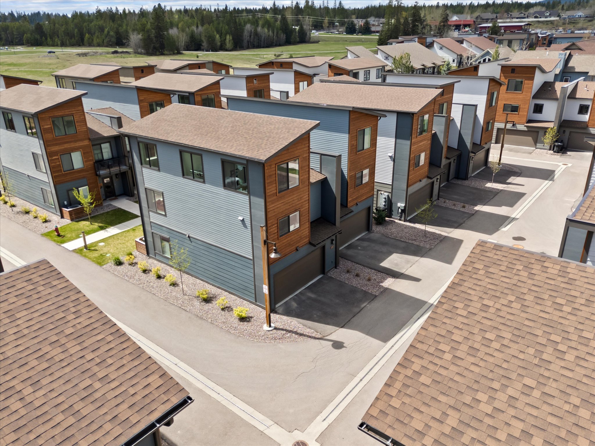 Whitefish, Montana 59937, United States, 2 Bedrooms Bedrooms, ,2 BathroomsBathrooms,Residential,Active,132703