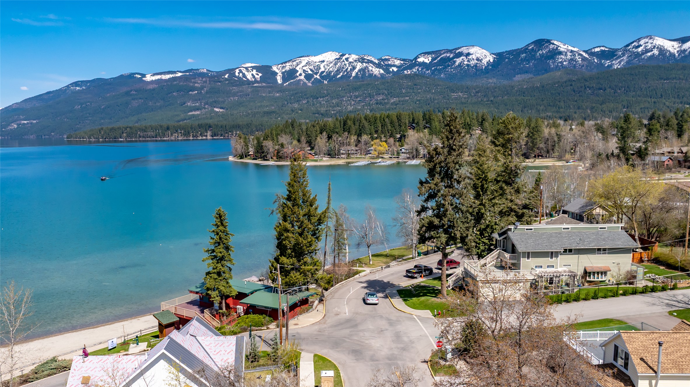 101 Lakeside Boulevard