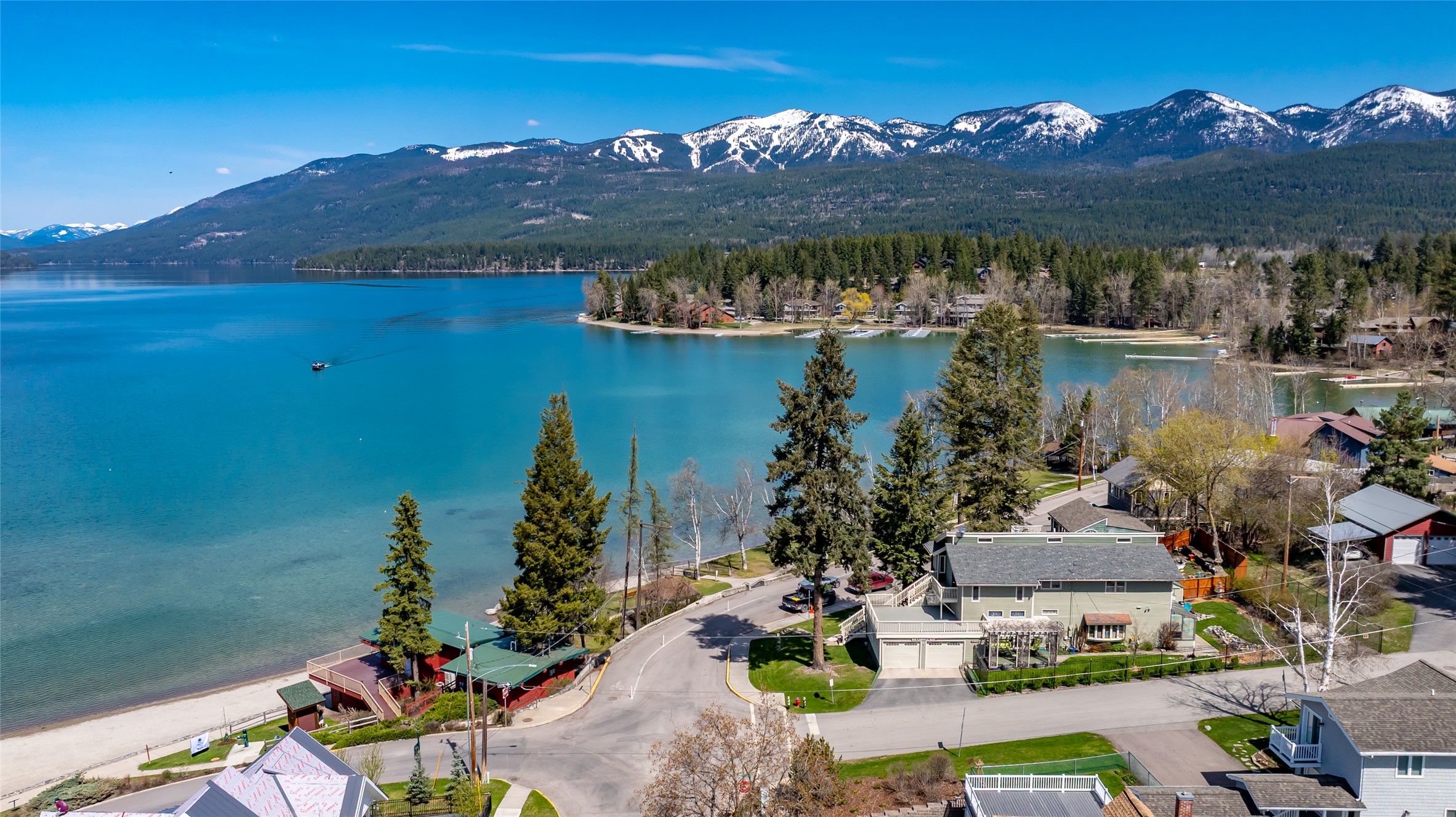 101 Lakeside Boulevard