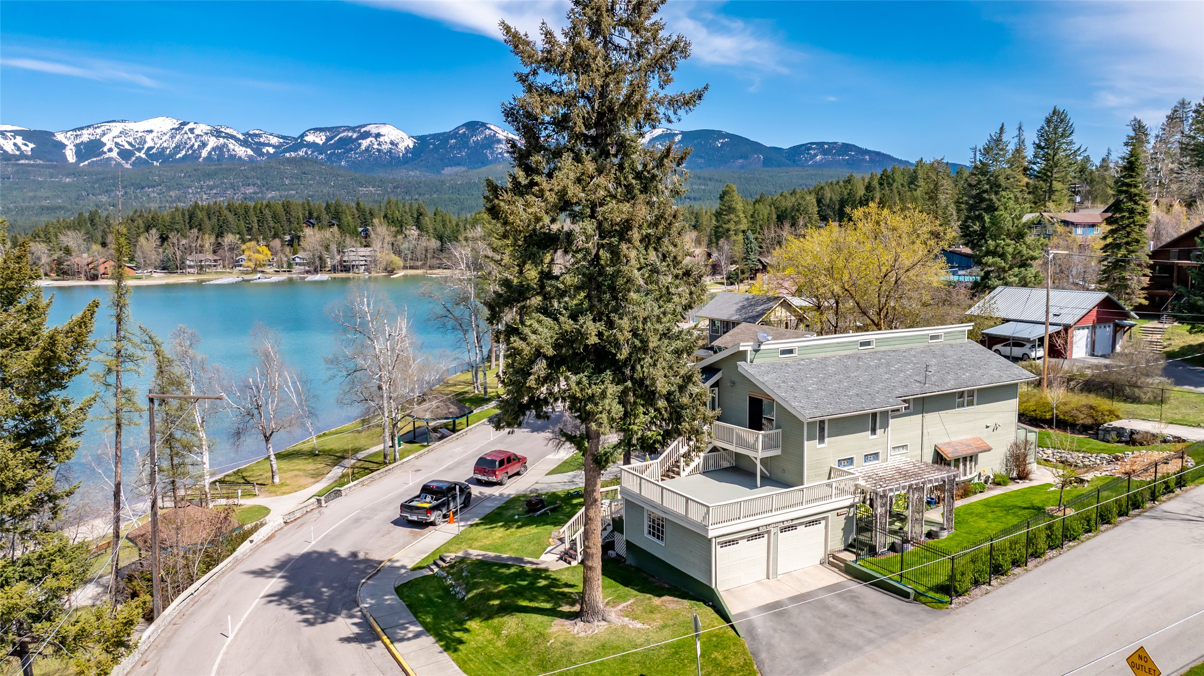 101 Lakeside Boulevard