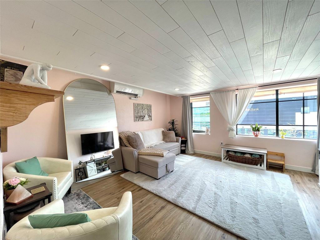 Photo of 7 S Main Street, Kalispell, MT 59901 (MLS # 30070506)