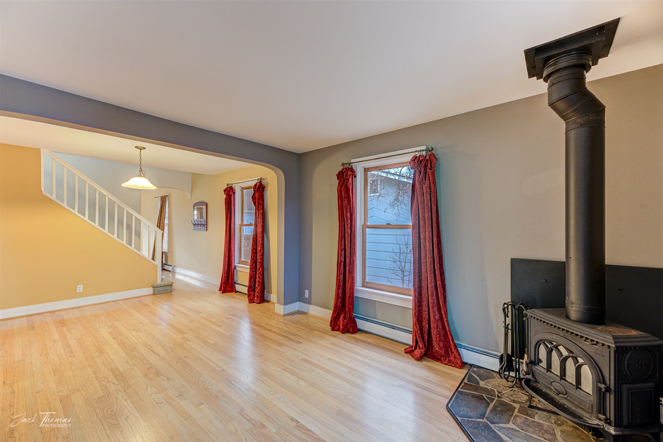 Helena, Montana 59601, United States, 4 Bedrooms Bedrooms, ,3 BathroomsBathrooms,Residential,Pending,26343