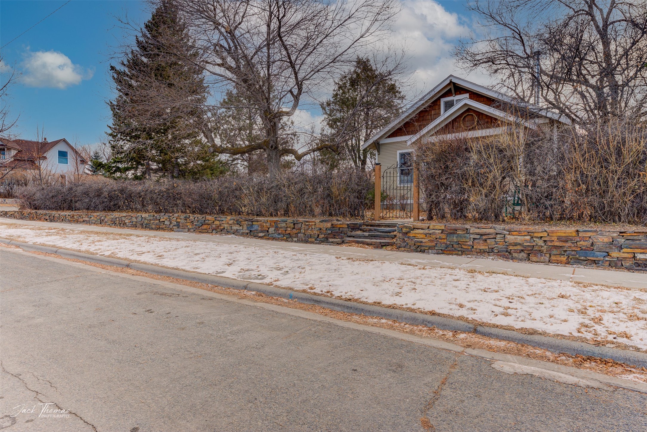 Helena, Montana 59601, United States, 4 Bedrooms Bedrooms, ,3 BathroomsBathrooms,Residential,Pending,26343