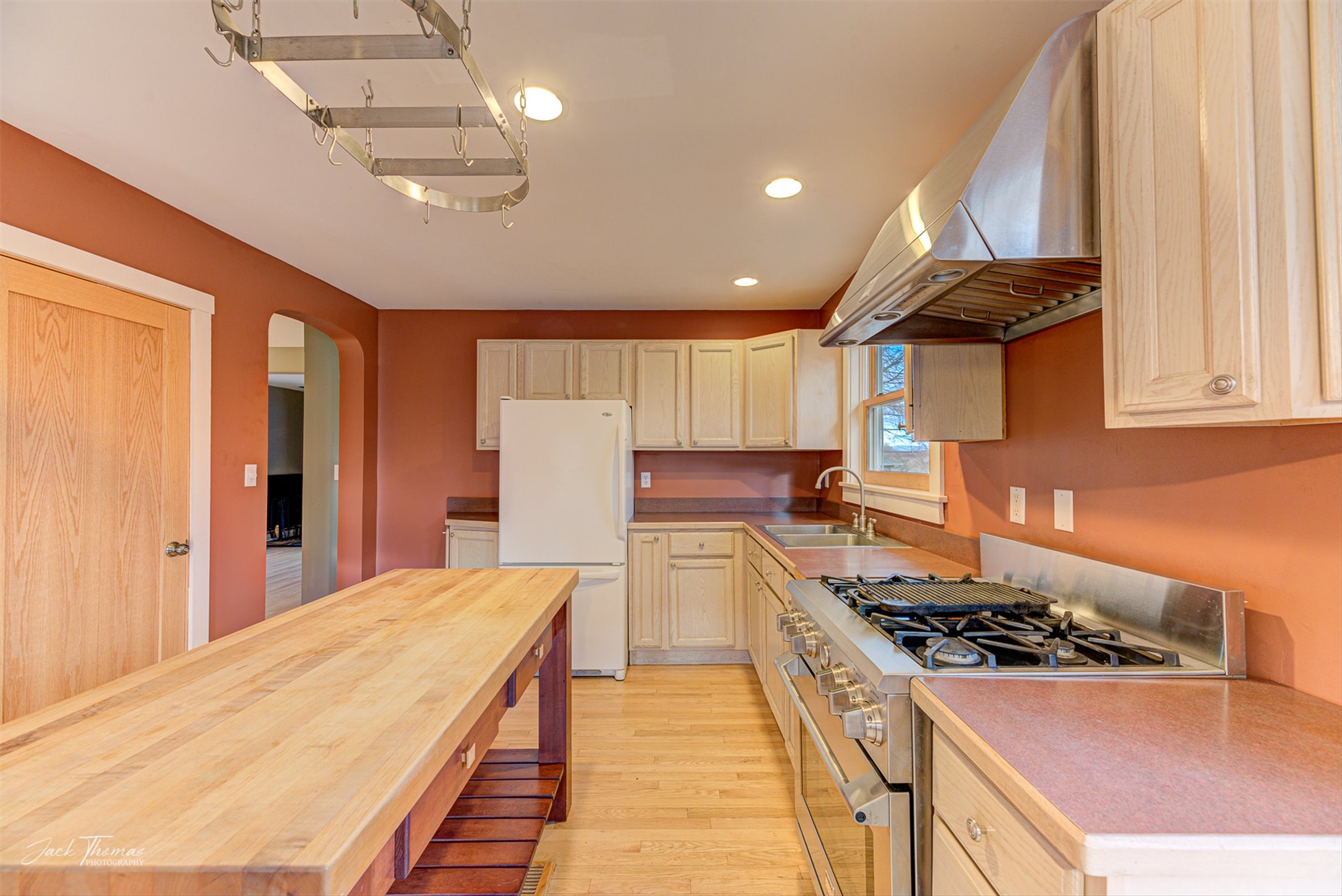 Helena, Montana 59601, United States, 4 Bedrooms Bedrooms, ,3 BathroomsBathrooms,Residential,Pending,26343