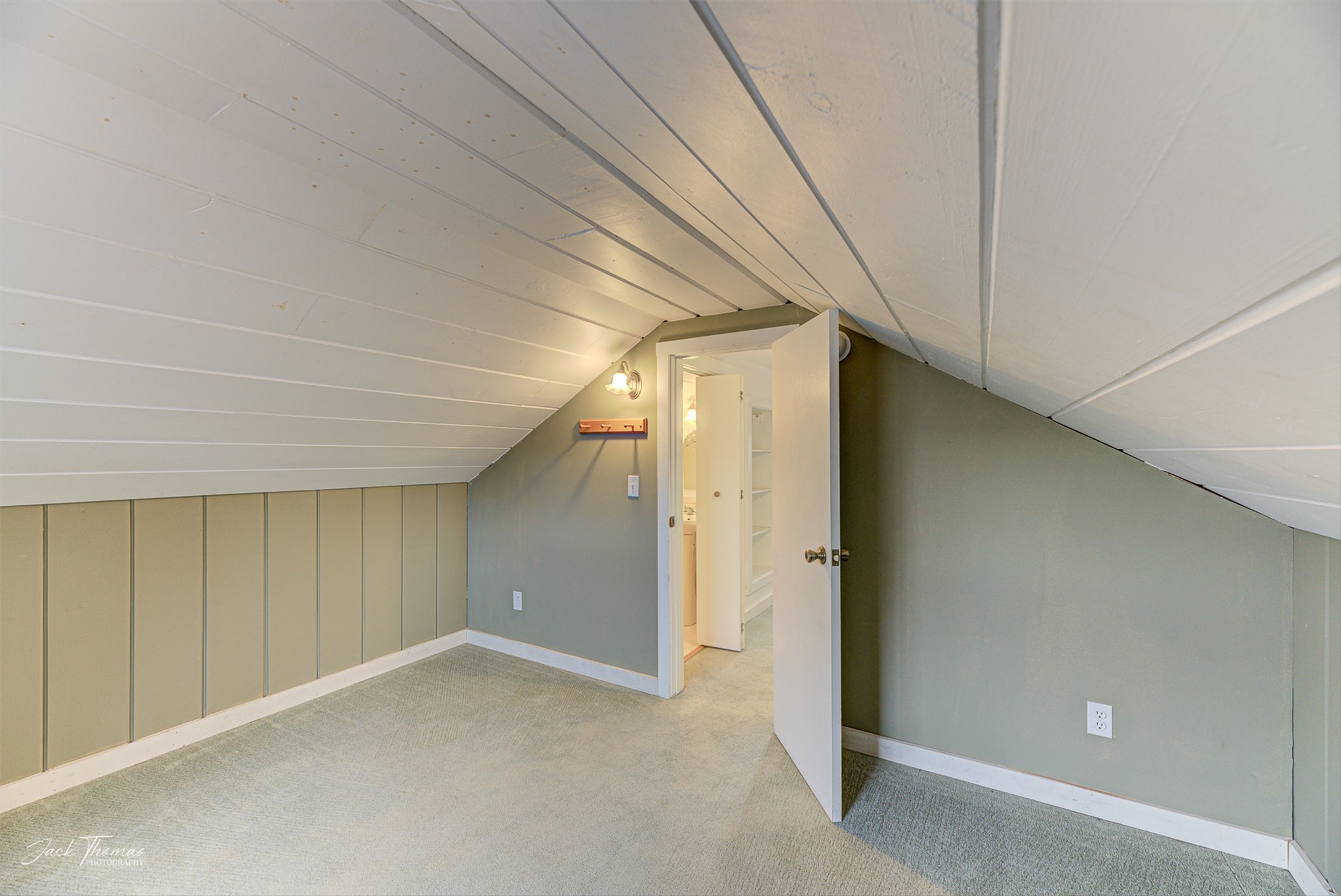 Helena, Montana 59601, United States, 4 Bedrooms Bedrooms, ,3 BathroomsBathrooms,Residential,Pending,26343