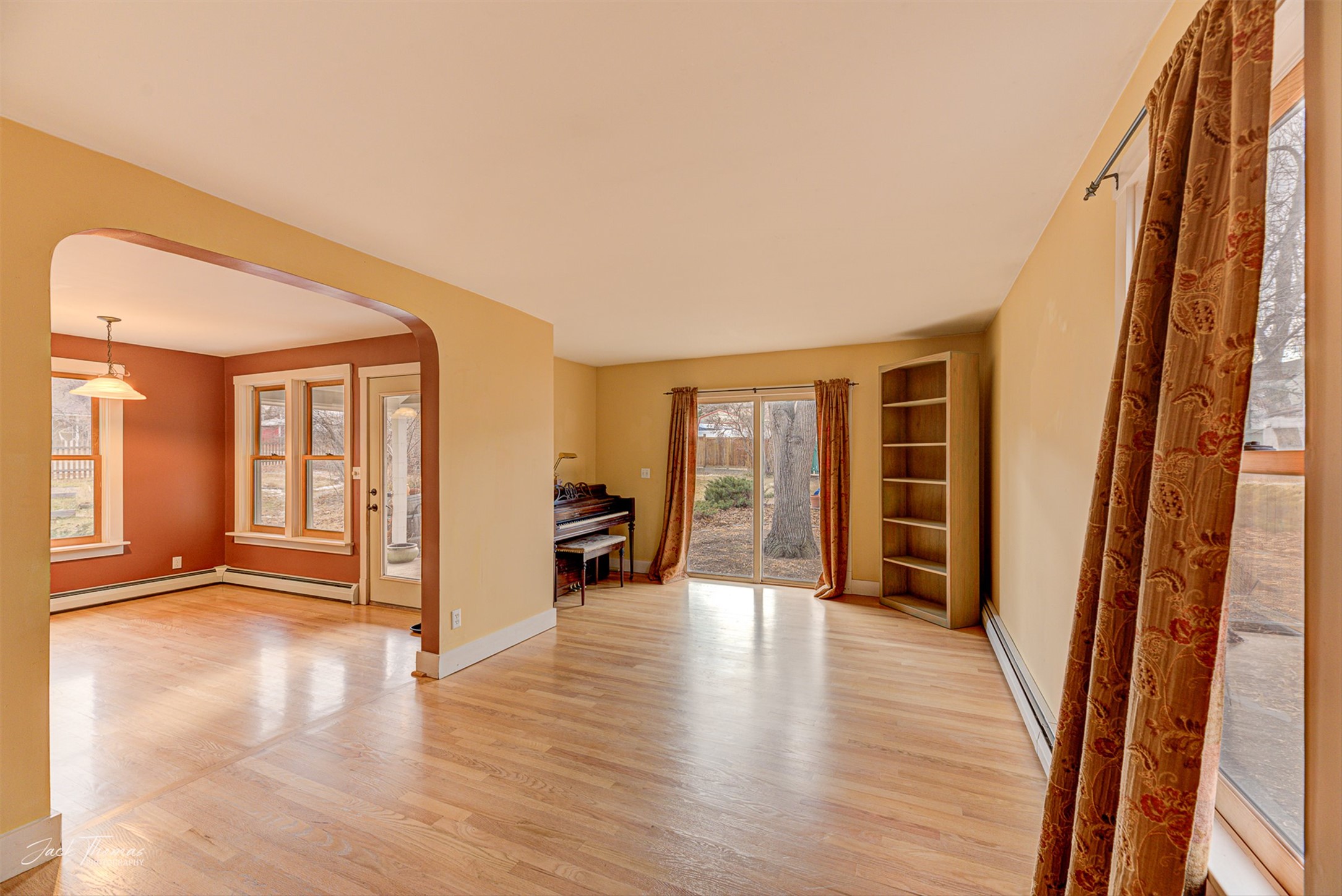 Helena, Montana 59601, United States, 4 Bedrooms Bedrooms, ,3 BathroomsBathrooms,Residential,Pending,26343