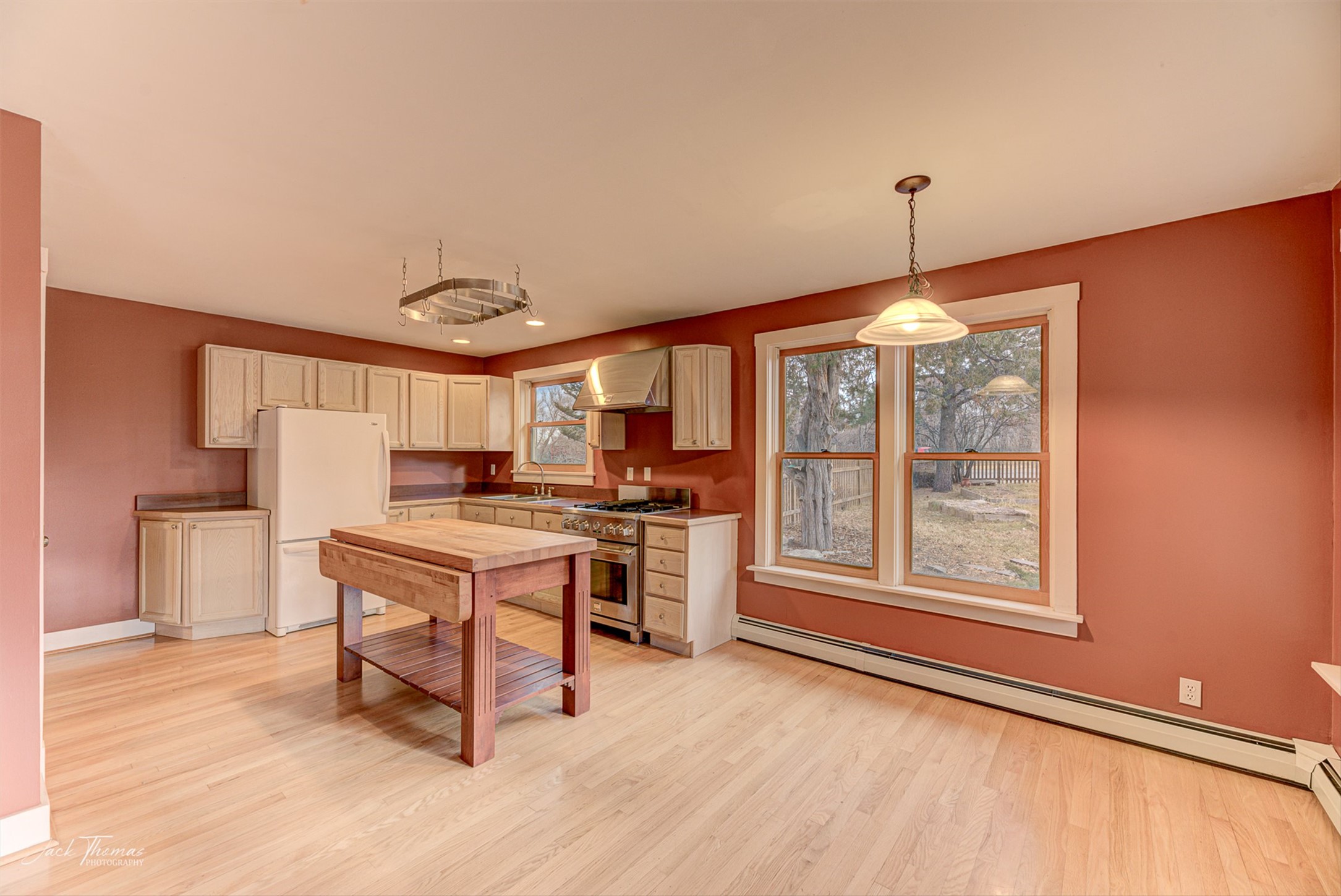 Helena, Montana 59601, United States, 4 Bedrooms Bedrooms, ,3 BathroomsBathrooms,Residential,Pending,26343