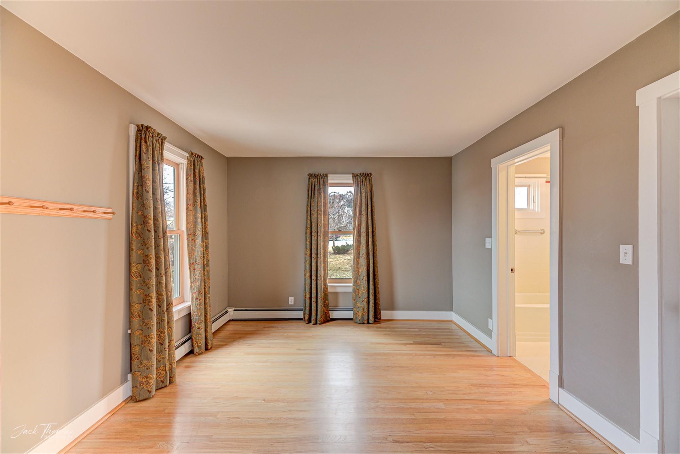 Helena, Montana 59601, United States, 4 Bedrooms Bedrooms, ,3 BathroomsBathrooms,Residential,Pending,26343