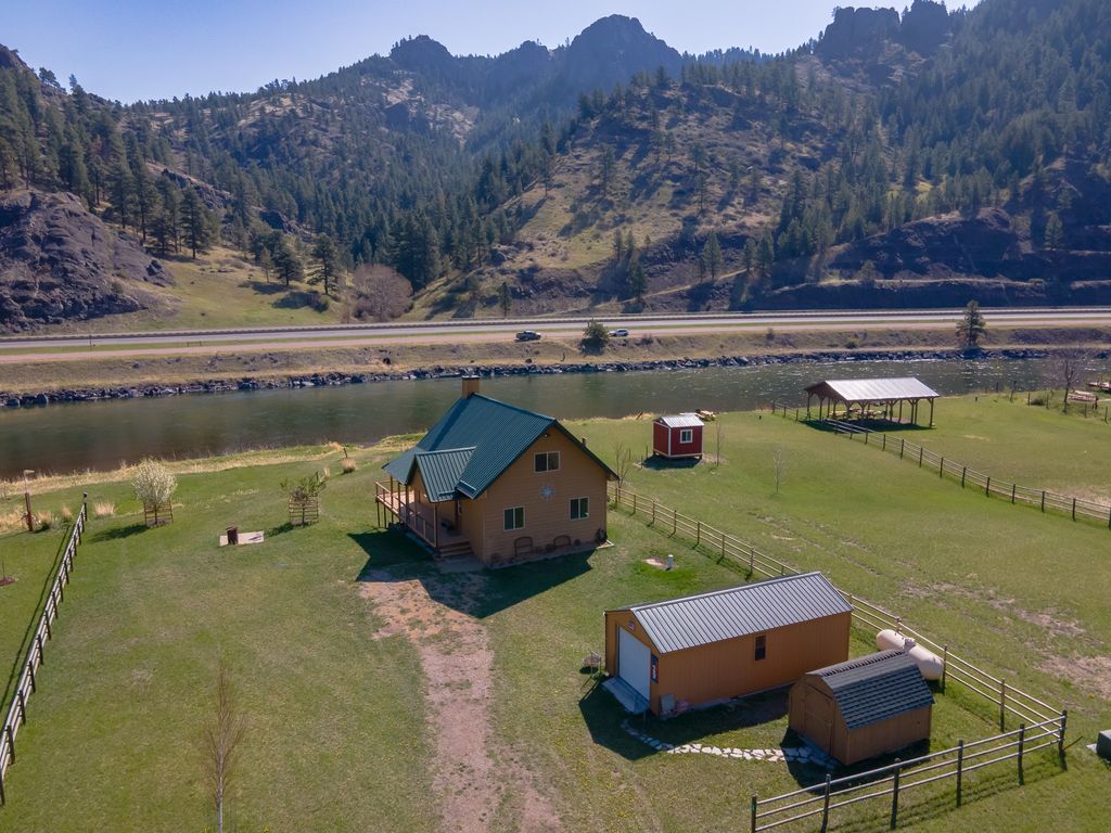 Photo of 29 Missouri Overlook Drive, Cascade, MT 59421 (MLS # 30064098)