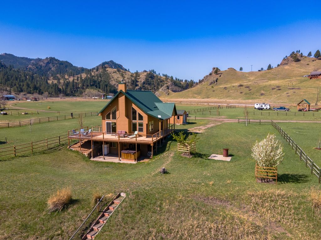 Photo of 29 Missouri Overlook Drive, Cascade, MT 59421 (MLS # 30064098)