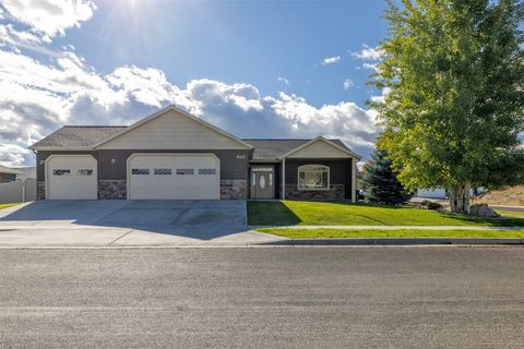 Photo of 825 Insulator Avenue, Helena, MT 59602 (MLS # 30058258)
