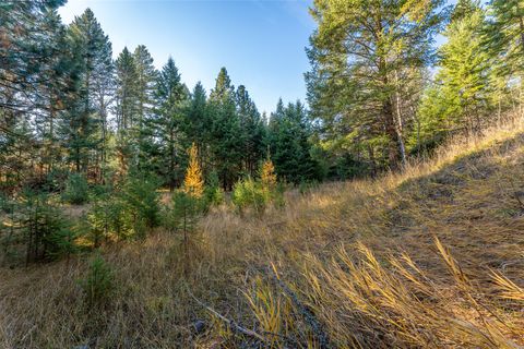 Tiny photo for 150 Peters Creek Way, Kalispell, MT 59901 (MLS # 30056884)