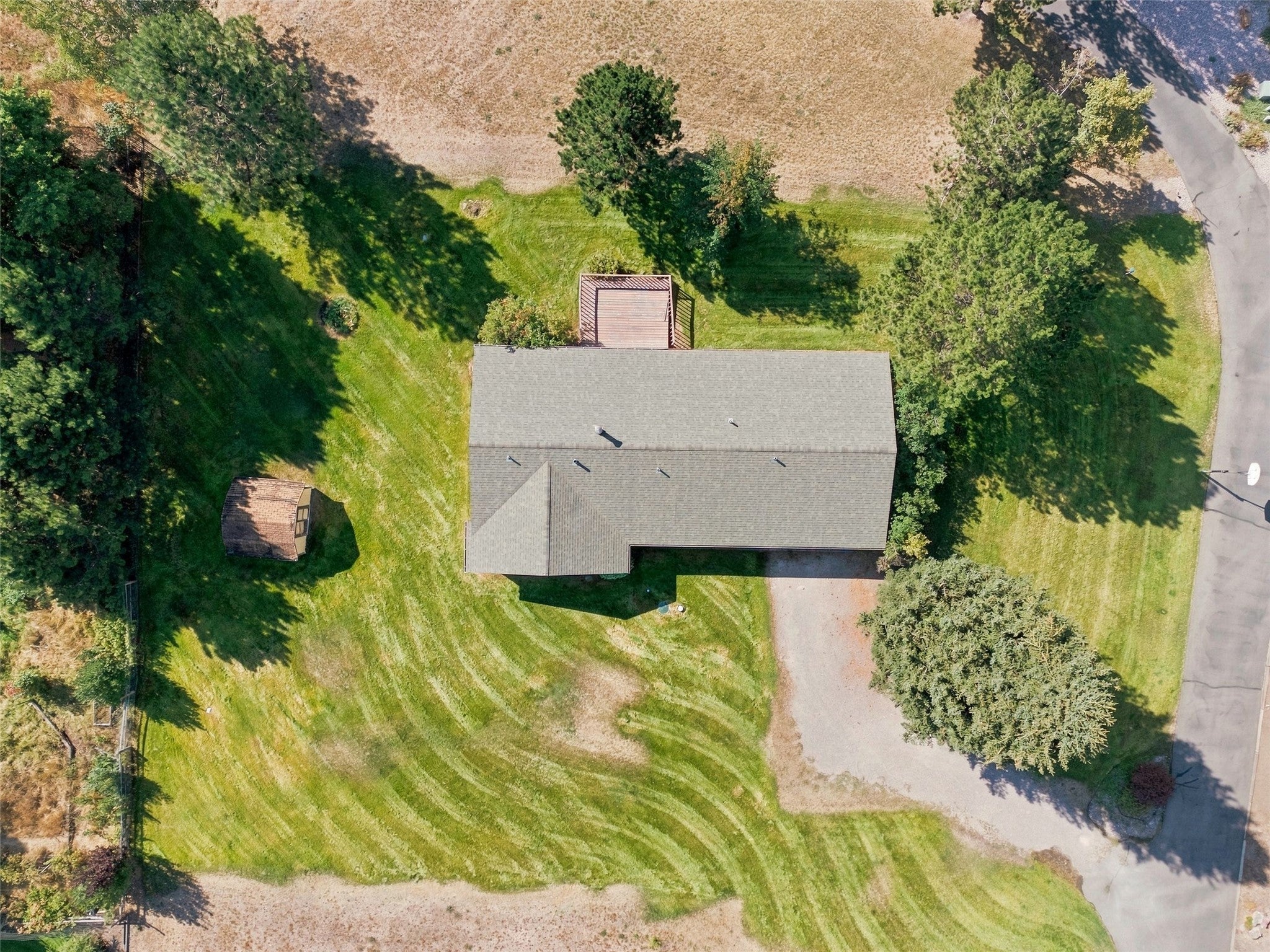 1325 Lena Lane