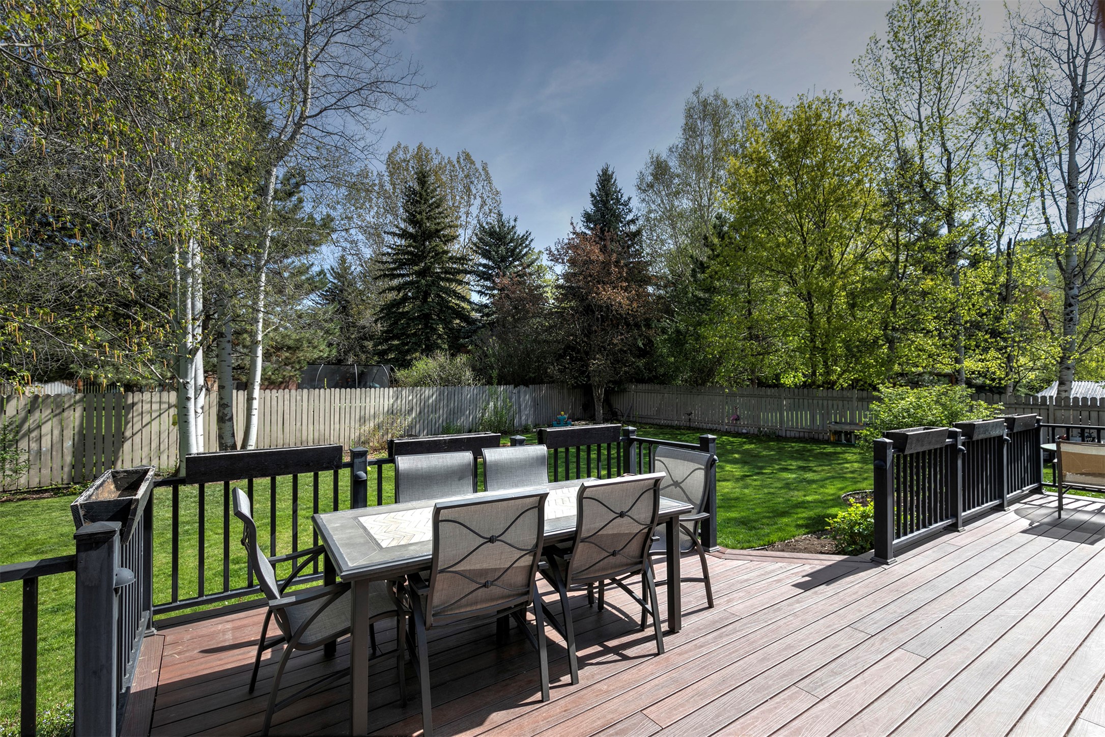 Missoula, Montana 59808, United States, 5 Bedrooms Bedrooms, ,3 BathroomsBathrooms,Residential,Active,127710