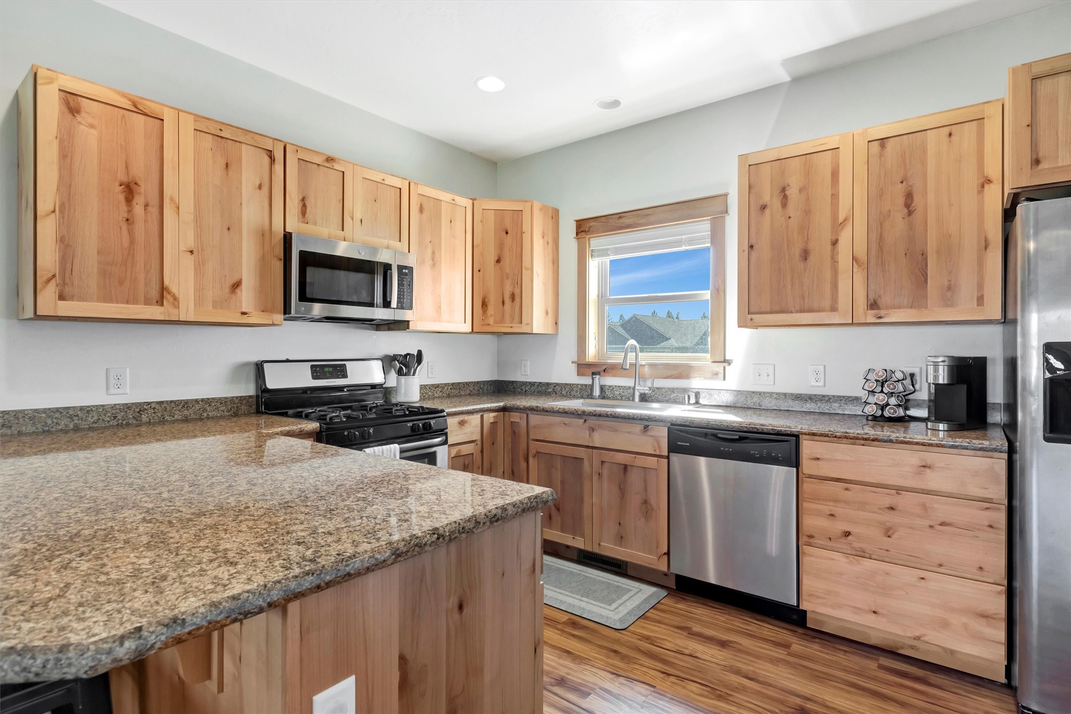 Florence, Montana 59833, United States, 3 Bedrooms Bedrooms, ,2 BathroomsBathrooms,Residential,Pending,45892