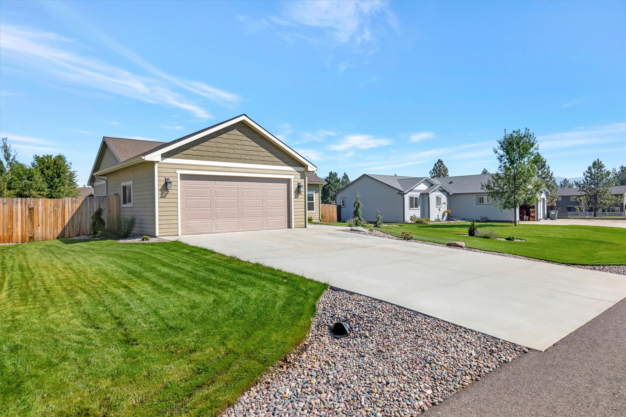Florence, Montana 59833, United States, 3 Bedrooms Bedrooms, ,2 BathroomsBathrooms,Residential,Pending,45892