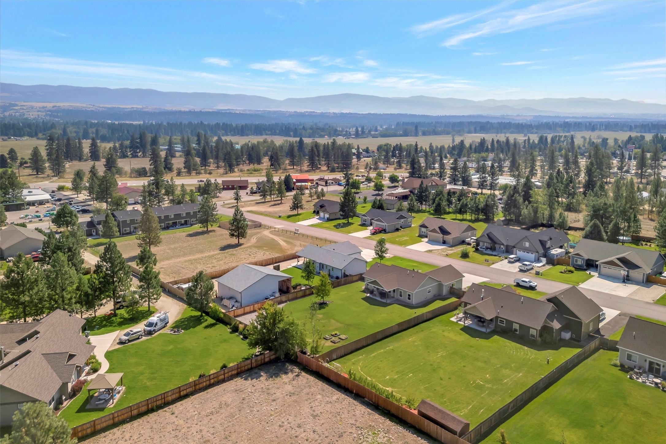 Florence, Montana 59833, United States, 3 Bedrooms Bedrooms, ,2 BathroomsBathrooms,Residential,Pending,45892