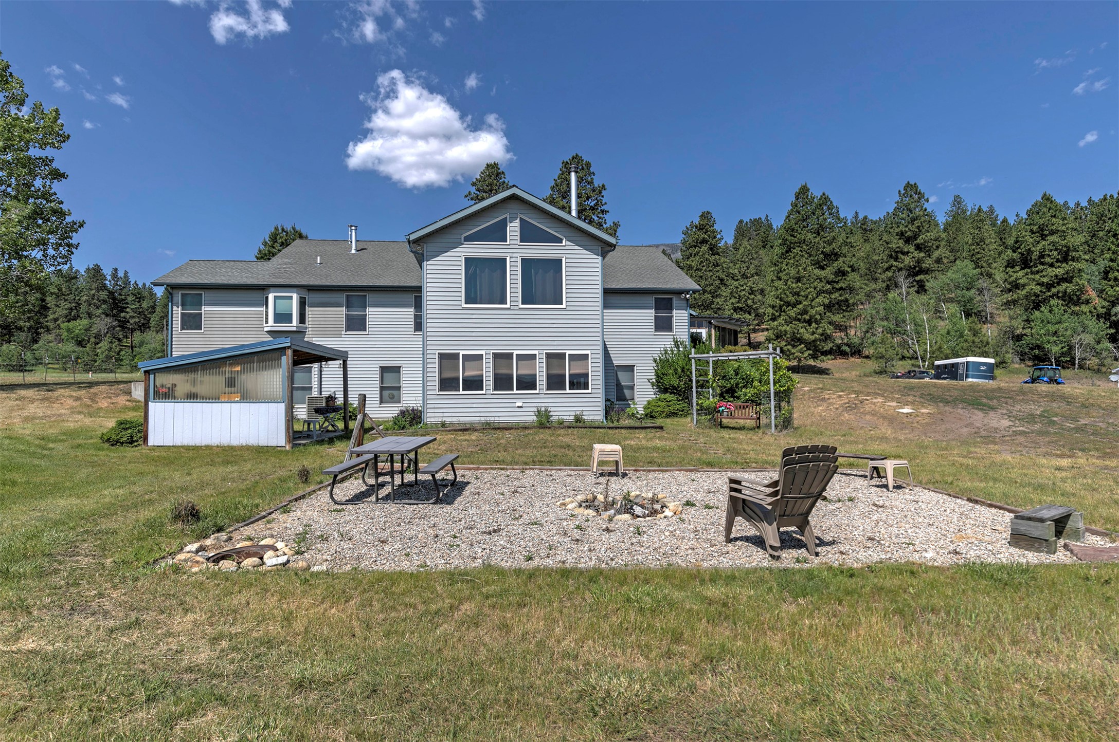 511 Gold Creek Loop