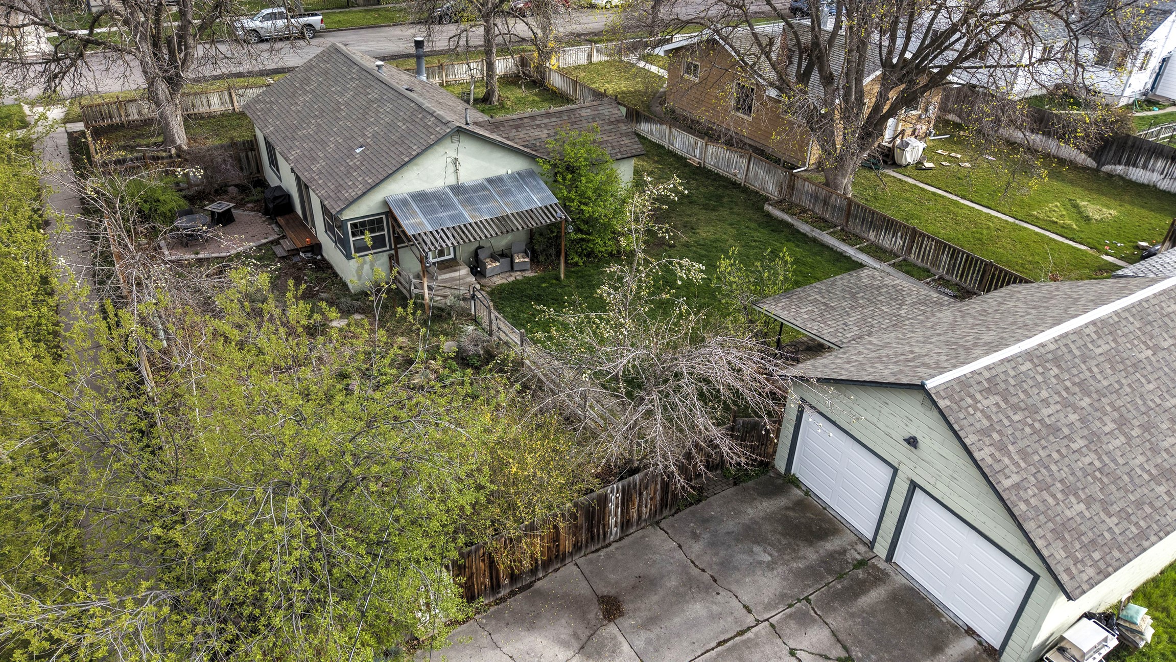 1649 S 10th Street W