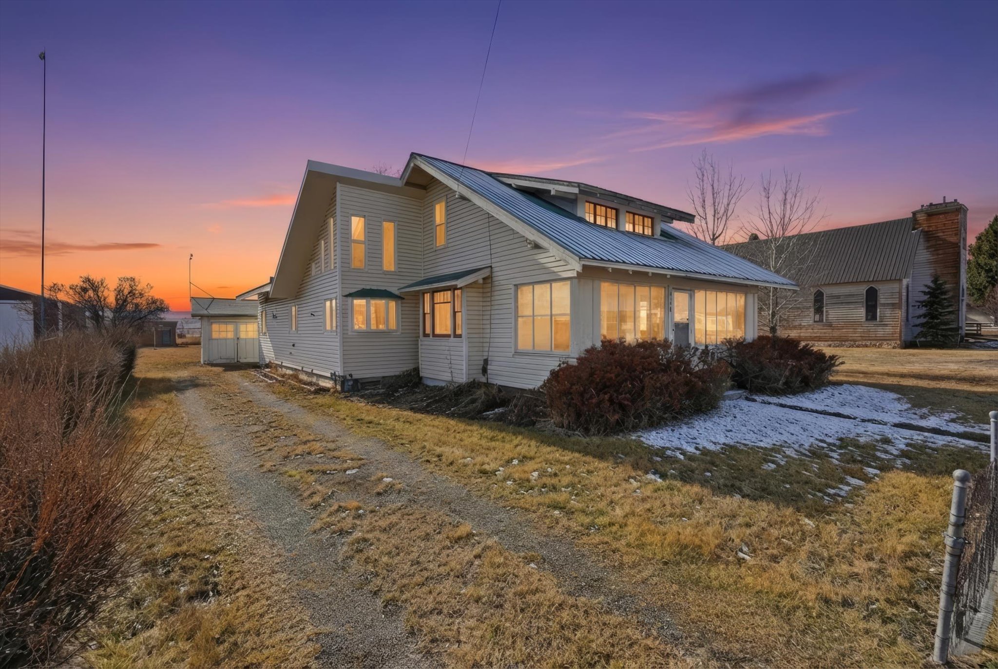 114 & 116 W Main Street