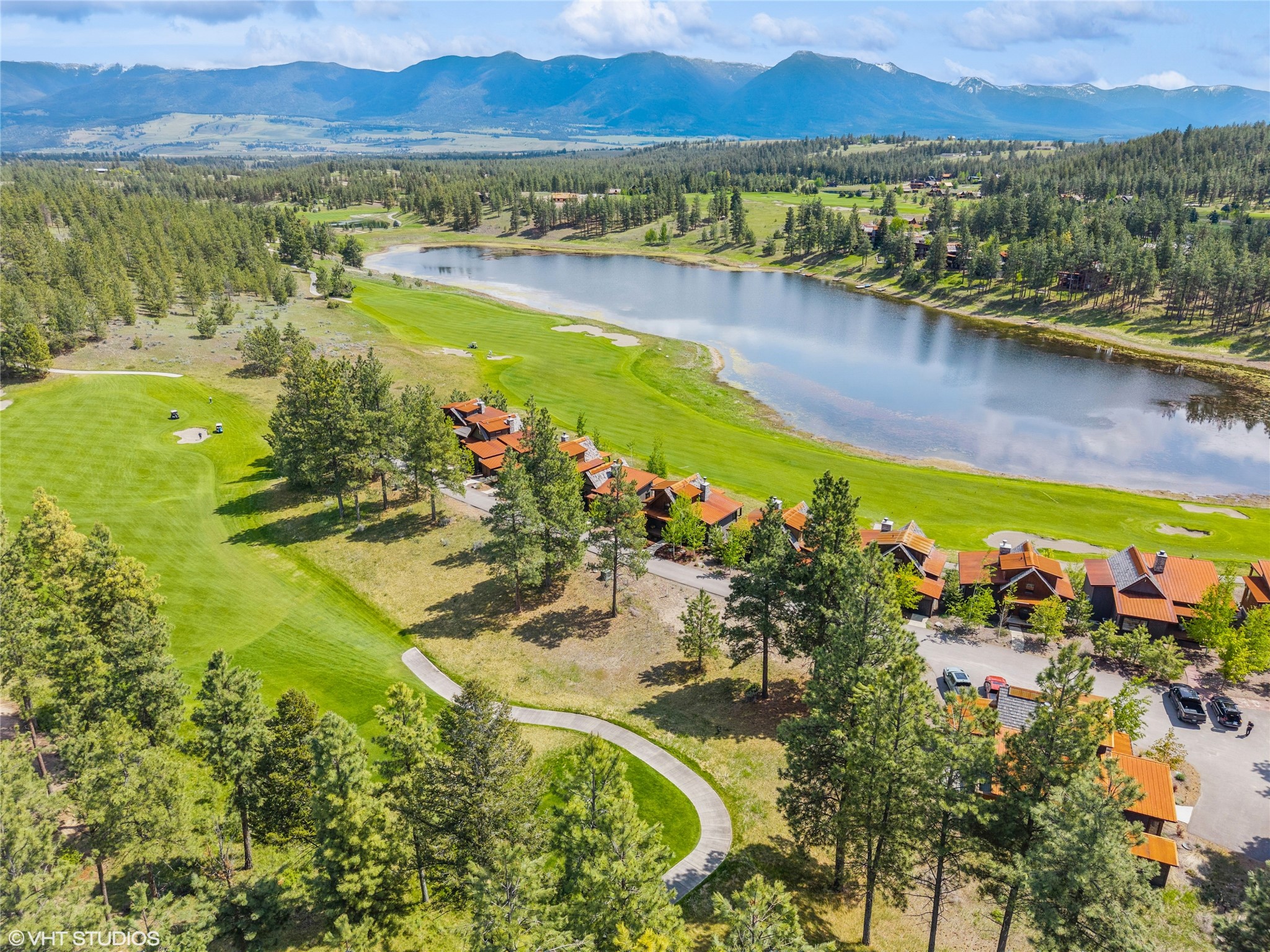 53 Cottage Lake Lane