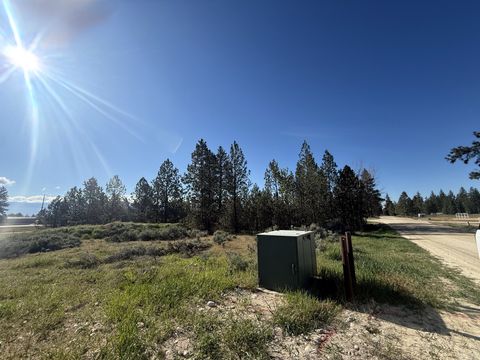 Tiny photo for 2021 Highway 93 N, Victor, MT 59875 (MLS # 30071387)