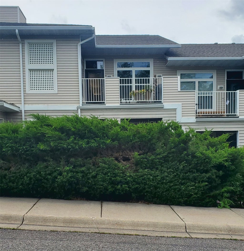 Photo of 5110 Village View Way #6, Missoula, MT 59803 (MLS # 30072265)