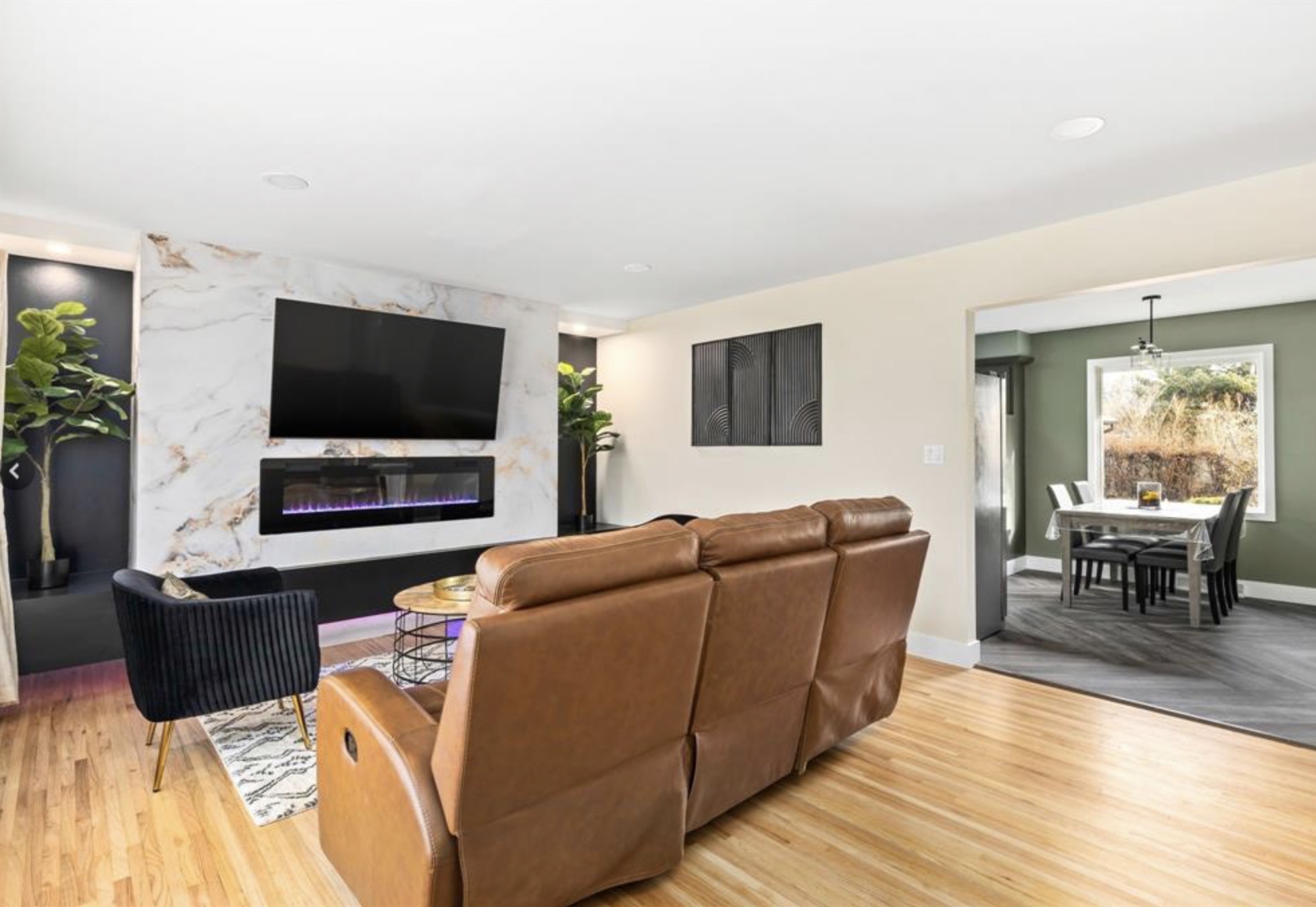 736 Skyline Drive NE