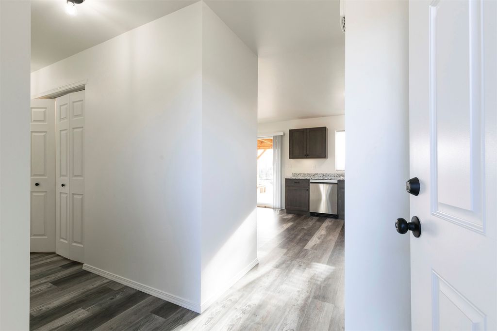 Photo of 106 Vantage Lane, Hamilton, MT 59840 (MLS # 30062250)