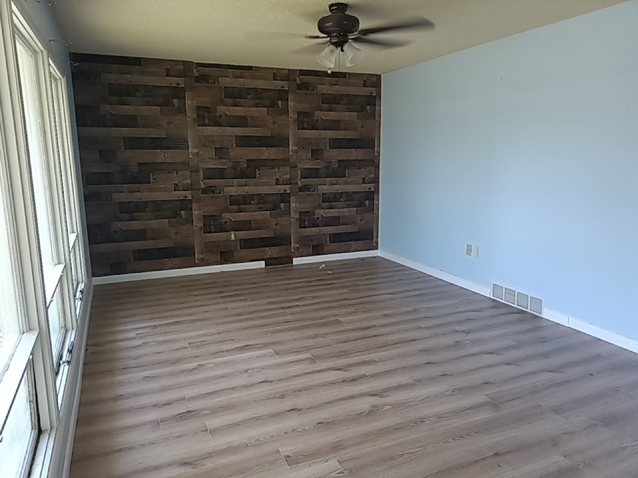 104 N Delaware Street