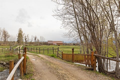 Tiny photo for 3700 Earth Sky Road, Stevensville, MT 59870 (MLS # 30069244)