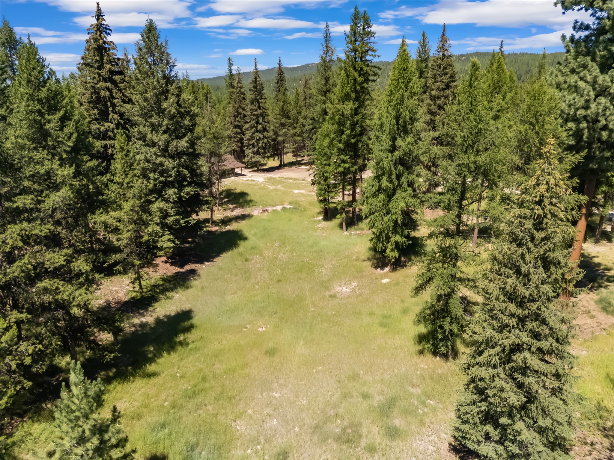 Marion, Montana 59925, United States, 2 Bedrooms Bedrooms, ,2 BathroomsBathrooms,Residential,Active,183133