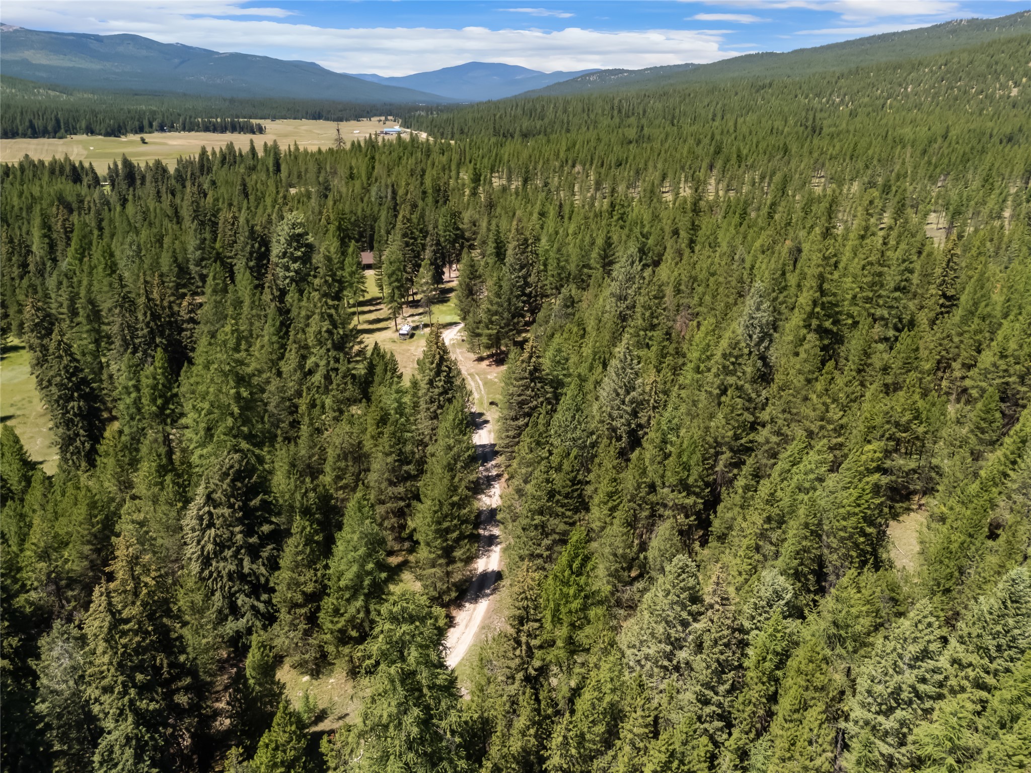 Marion, Montana 59925, United States, 2 Bedrooms Bedrooms, ,2 BathroomsBathrooms,Residential,Active,183133