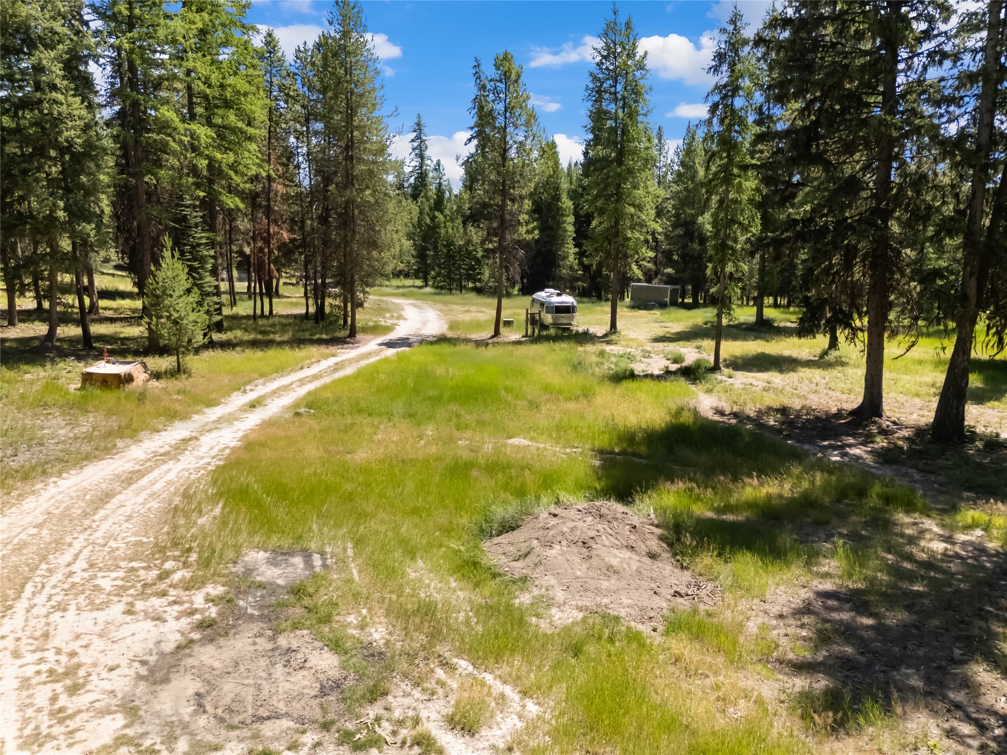 Marion, Montana 59925, United States, 2 Bedrooms Bedrooms, ,2 BathroomsBathrooms,Residential,Active,183133