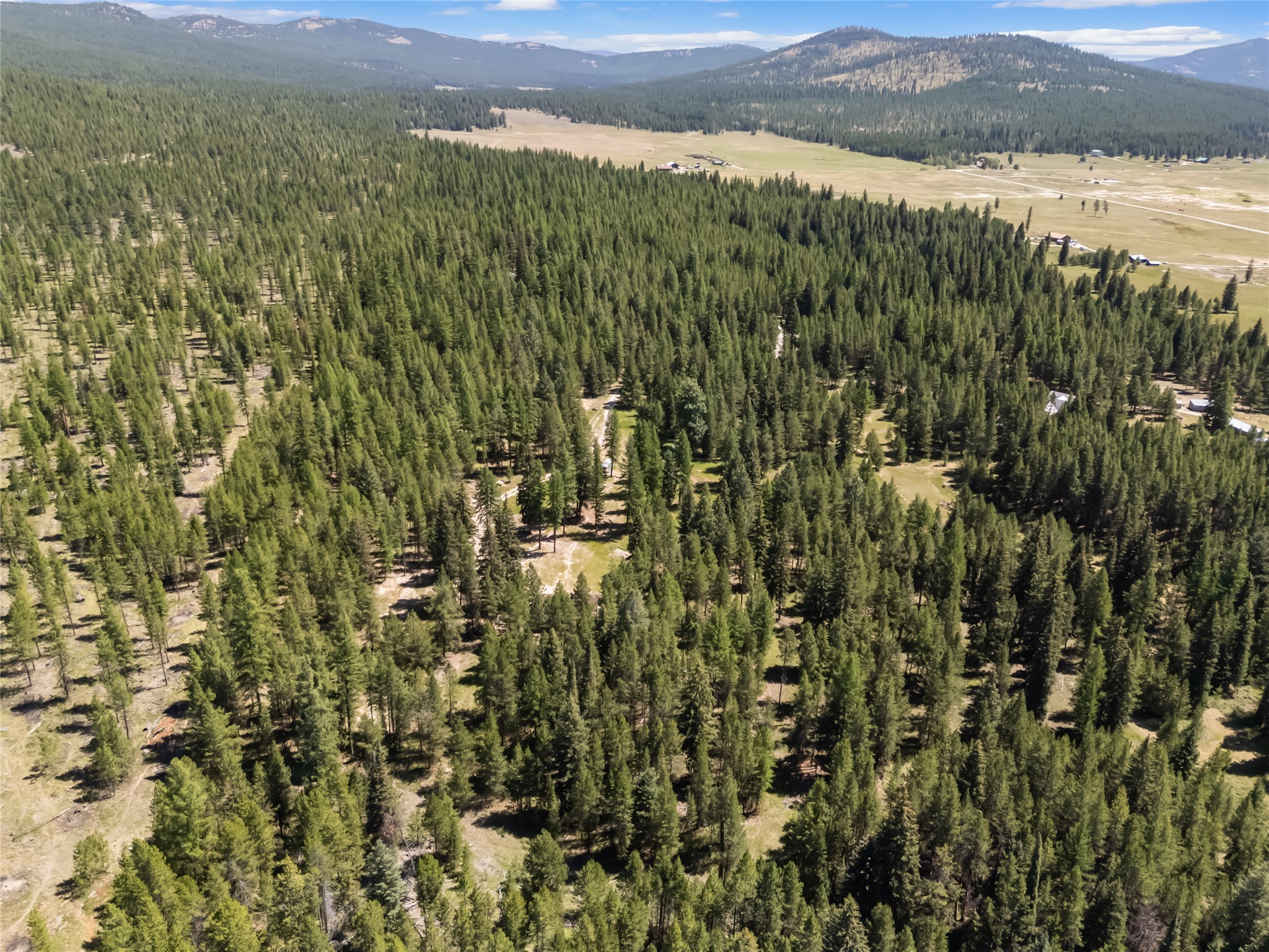 Marion, Montana 59925, United States, 2 Bedrooms Bedrooms, ,2 BathroomsBathrooms,Residential,Active,183133