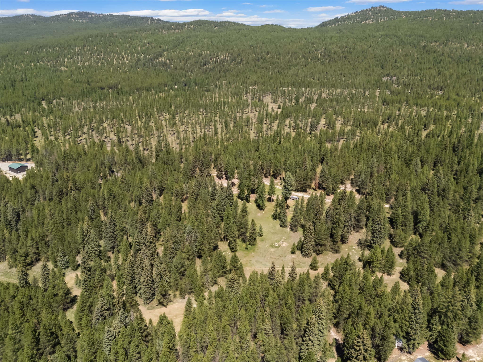 Marion, Montana 59925, United States, 2 Bedrooms Bedrooms, ,2 BathroomsBathrooms,Residential,Active,183133