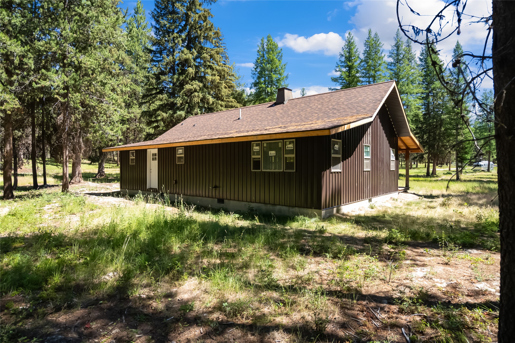 Marion, Montana 59925, United States, 2 Bedrooms Bedrooms, ,2 BathroomsBathrooms,Residential,Active,183133