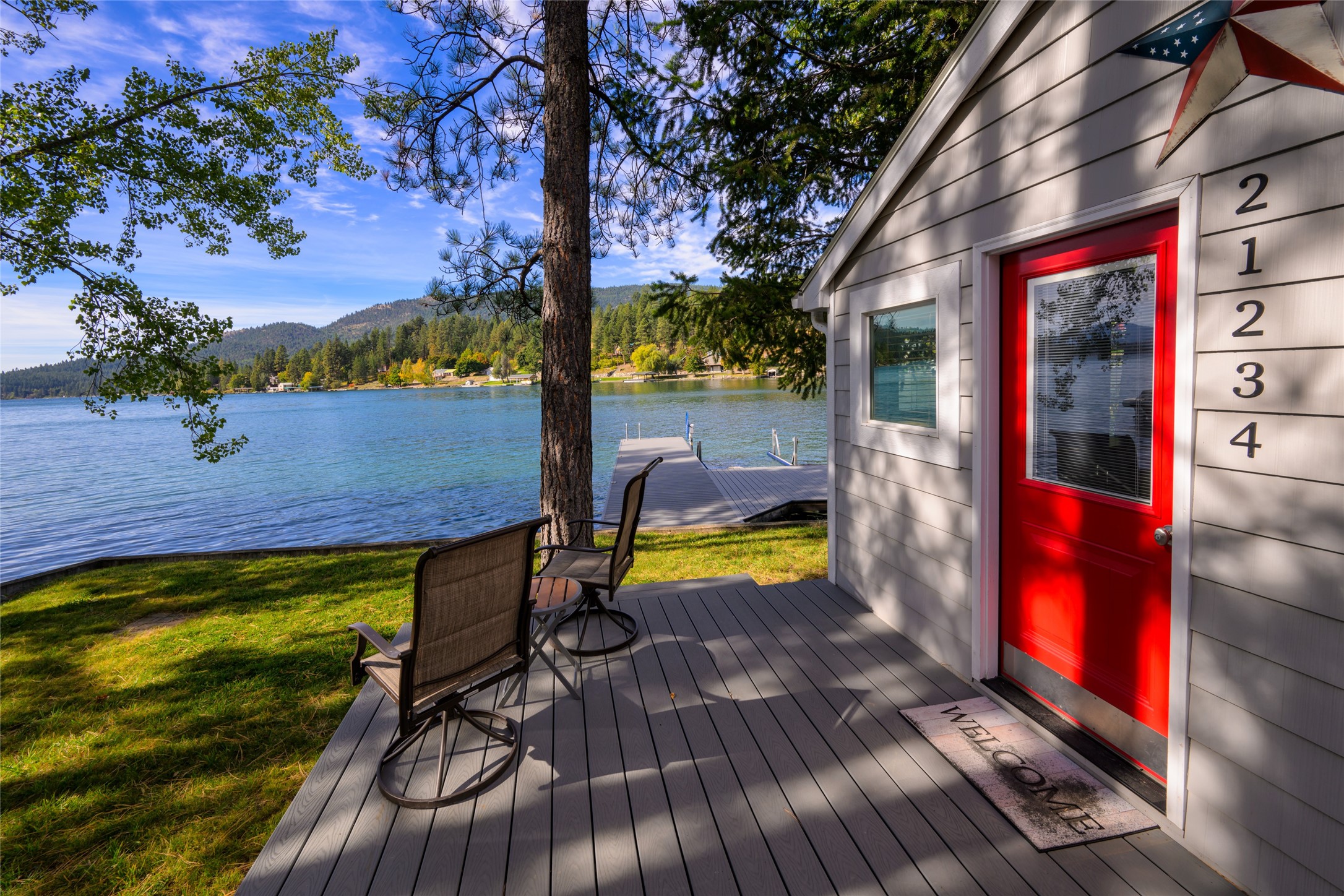 Rollins, Montana 59931, United States, 2 Bedrooms Bedrooms, ,2 BathroomsBathrooms,Residential,Pending,39307