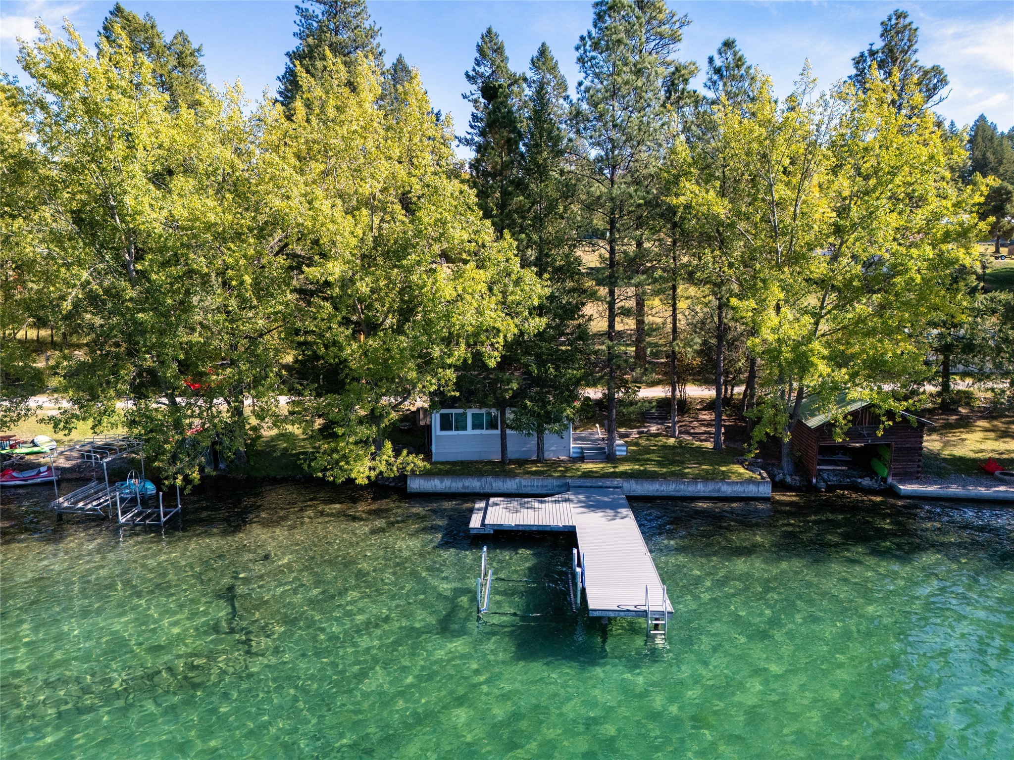 Rollins, Montana 59931, United States, 2 Bedrooms Bedrooms, ,2 BathroomsBathrooms,Residential,Pending,39307