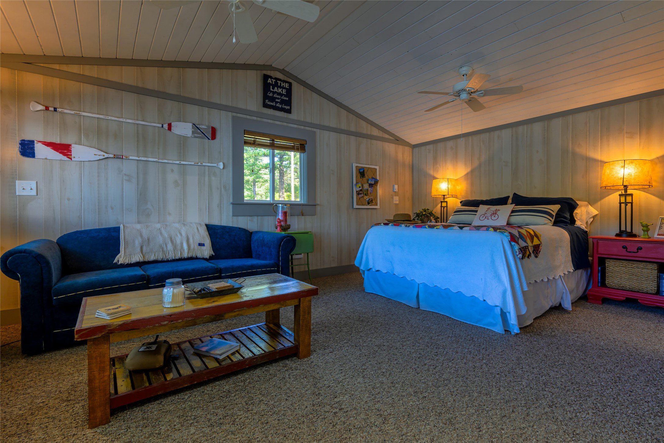 Rollins, Montana 59931, United States, 2 Bedrooms Bedrooms, ,2 BathroomsBathrooms,Residential,Pending,39307