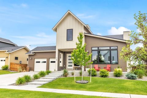 Photo of 967 Auger Lane, Bozeman, MT 59718 (MLS # 30072715)