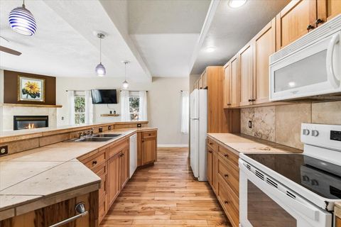 Tiny photo for 108 Sunrise Terrace #D, Bigfork, MT 59911 (MLS # 30069273)