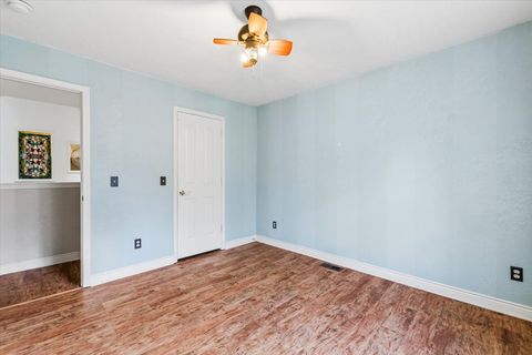 Tiny photo for 108 Sunrise Terrace #D, Bigfork, MT 59911 (MLS # 30069273)