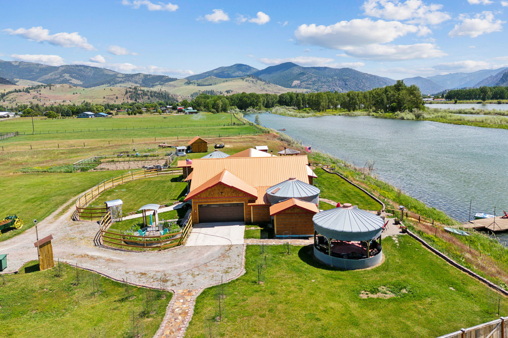 17 Clark Fork Court