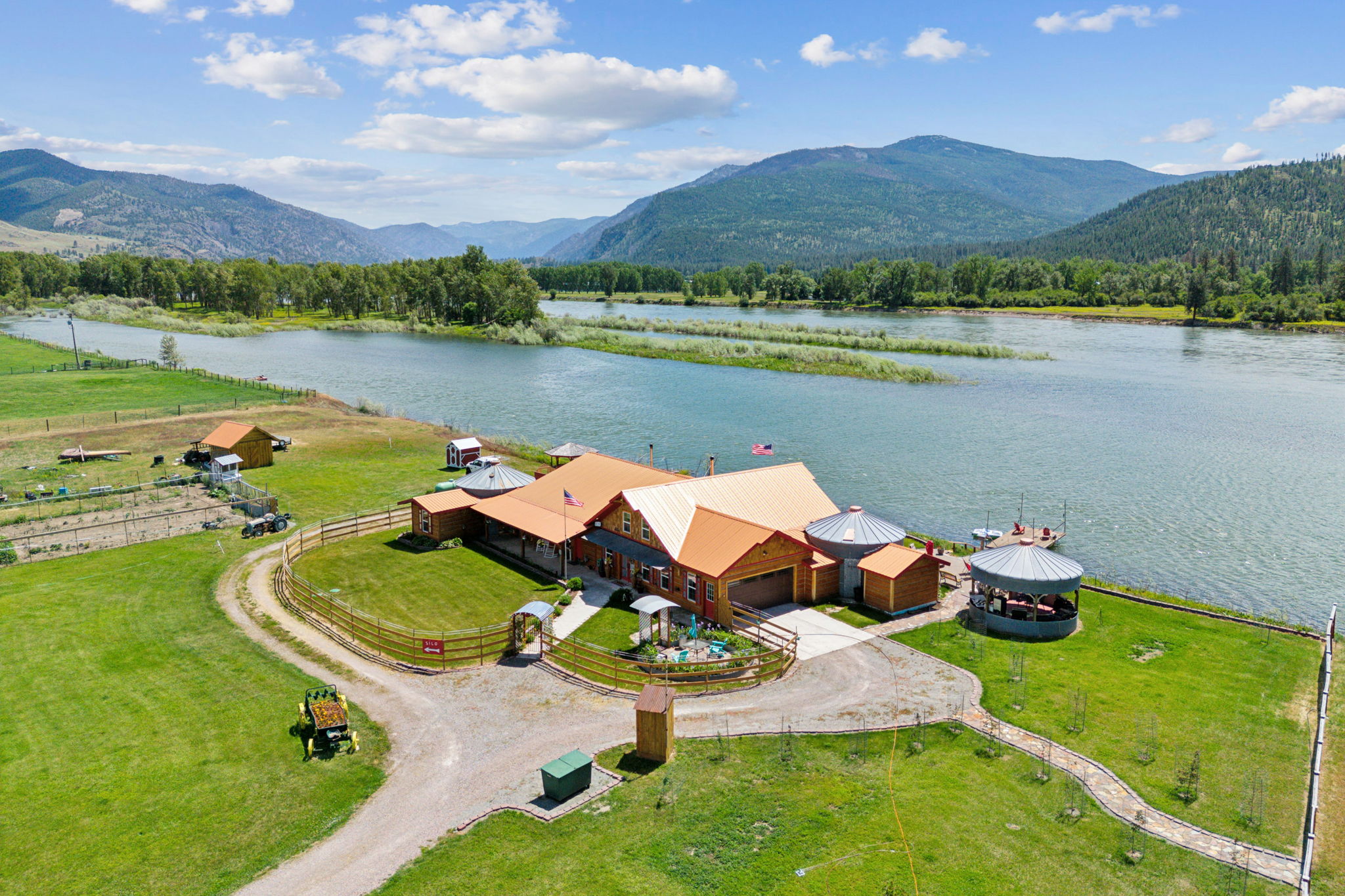 17 Clark Fork Court