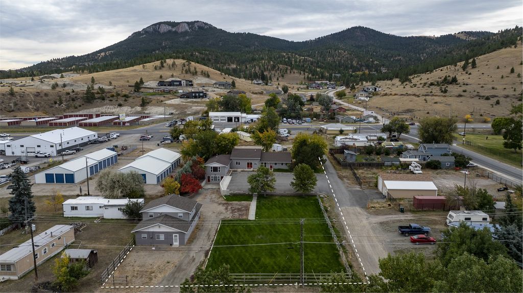 Photo of 3210 Euclid Avenue, Helena, MT 59601 (MLS # 30061574)