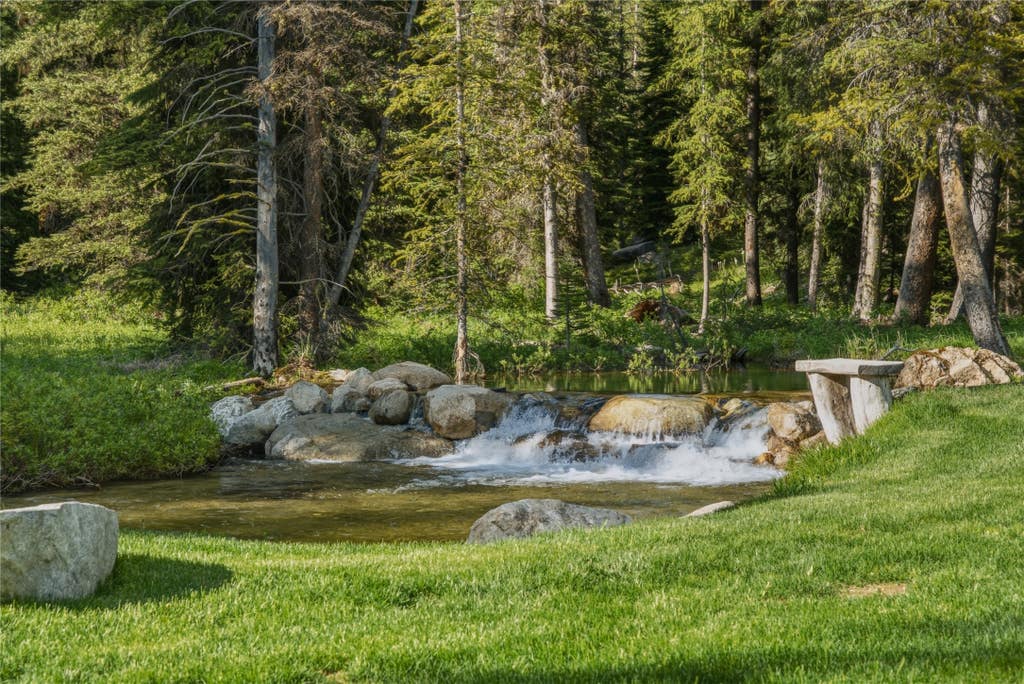 Photo of 383 Red Lion Road, Anaconda, MT 59711 (MLS # 30074953)